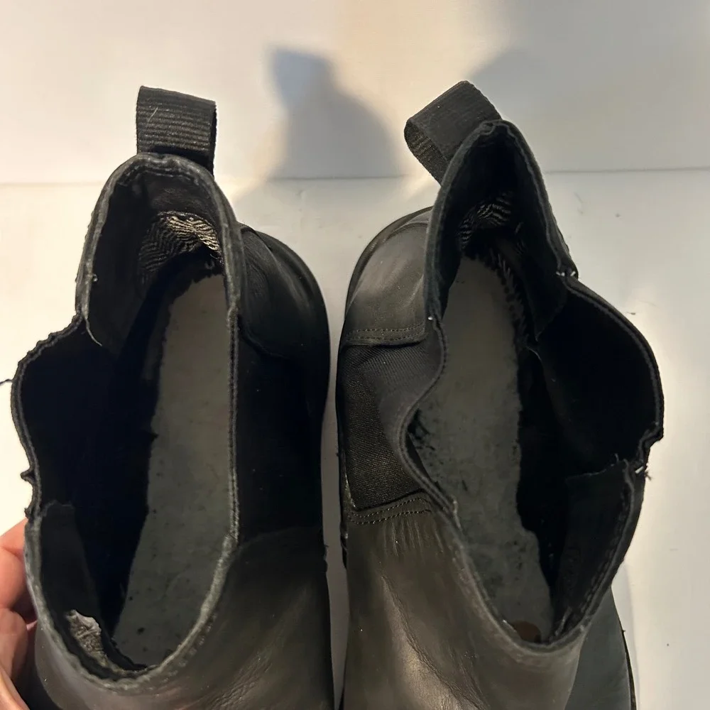 KEEN Eastin Chelsea Boots Mens 13 Black Leather Ankle Slip On Gorpcore Utility